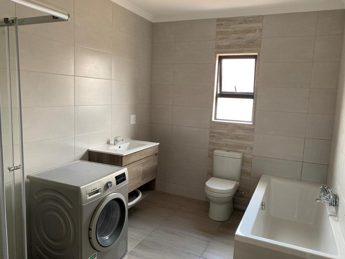 Elephant House, 2 Bedroom House, Next To Pilanesberg And Sun City Mogwase Buitenkant foto