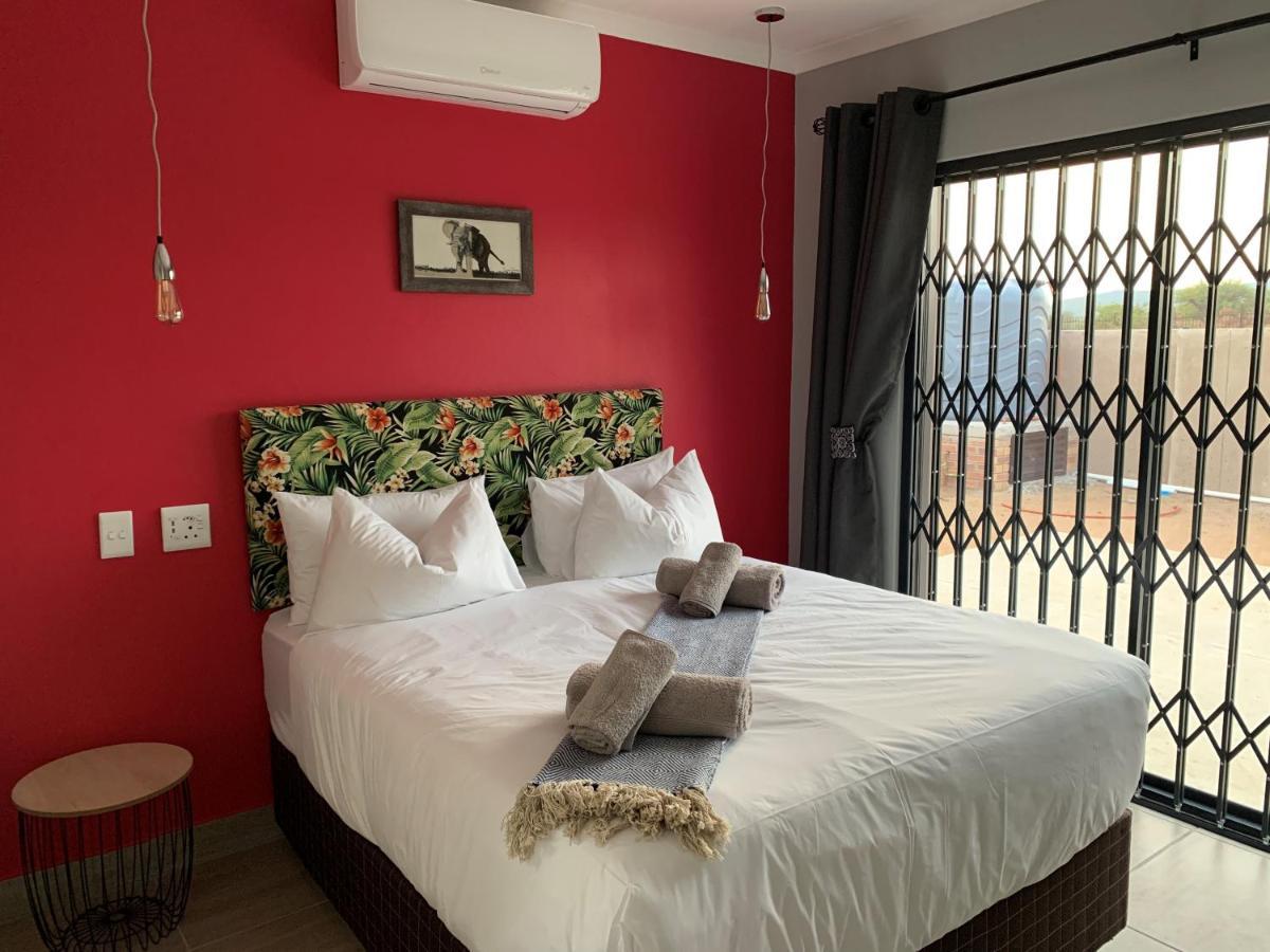 Elephant House, 2 Bedroom House, Next To Pilanesberg And Sun City Mogwase Buitenkant foto