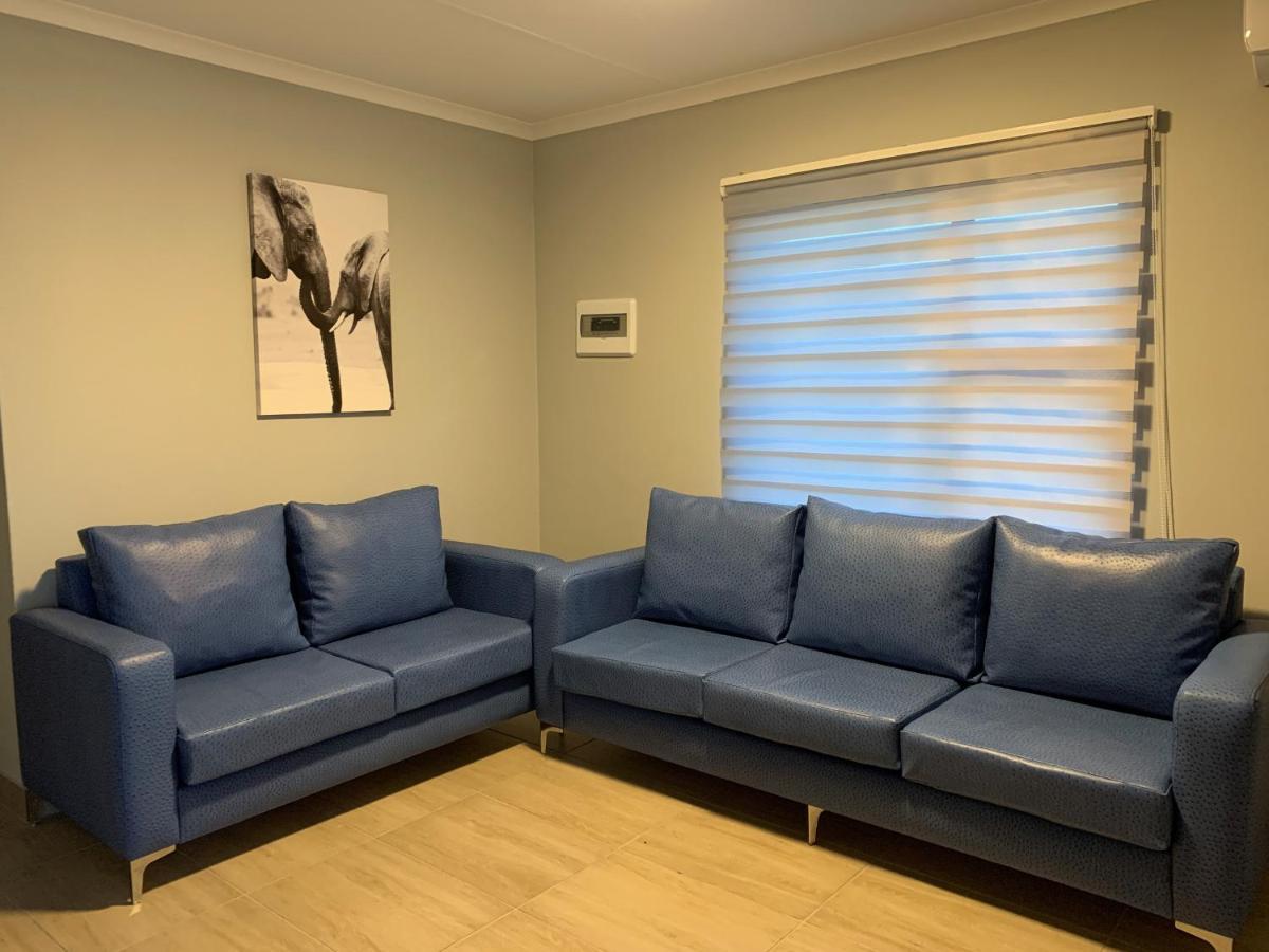 Elephant House, 2 Bedroom House, Next To Pilanesberg And Sun City Mogwase Buitenkant foto
