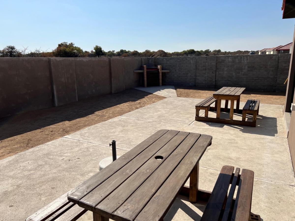 Elephant House, 2 Bedroom House, Next To Pilanesberg And Sun City Mogwase Buitenkant foto